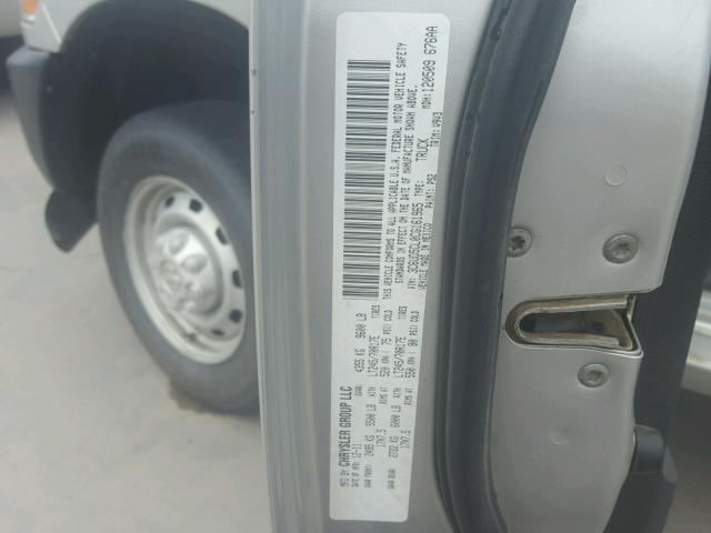 3C6UD5CL0CG161965 - 2012 DODGE RAM 2500 S SILVER photo 10