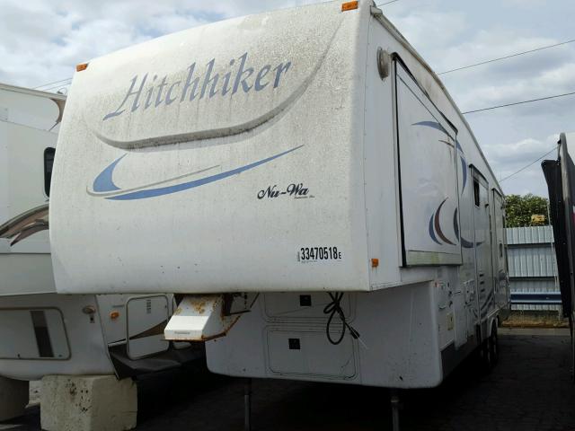 1NW32DP024D074777 - 2004 CABIN TRAILER HITCHHIKER WHITE photo 2