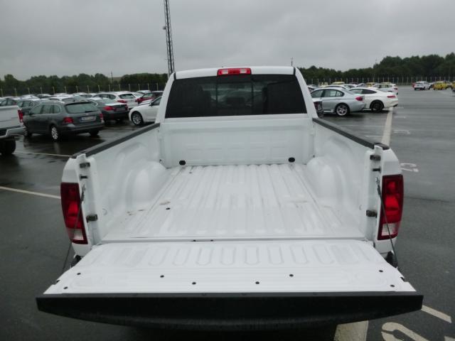 3C6TR5DT7HG763684 - 2017 RAM 2500 SLT WHITE photo 4