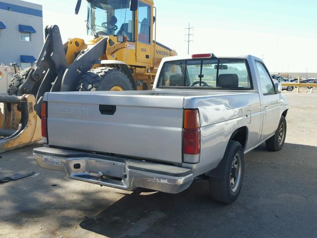 1N6SD11S5RC359842 - 1994 NISSAN TRUCK BASE SILVER photo 4