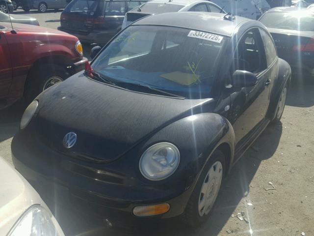 3VWCC21CXYM454433 - 2000 VOLKSWAGEN NEW BEETLE 黑色 照片 2