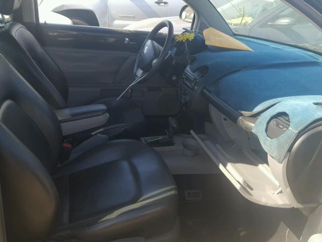 3VWCC21CXYM454433 - 2000 VOLKSWAGEN NEW BEETLE 黑色 照片 5