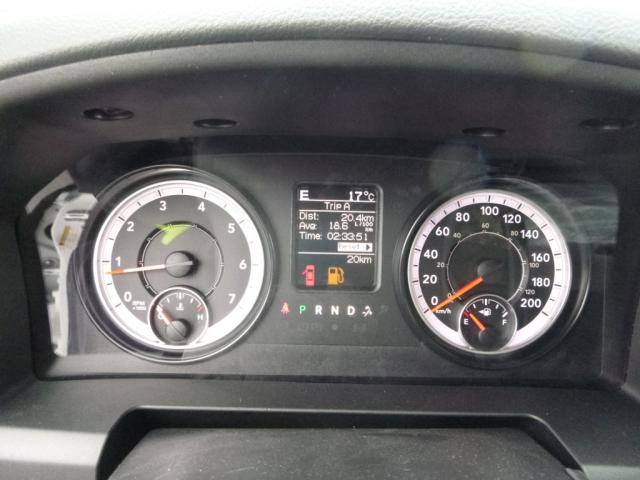 3C6TR5DT2HG763687 - 2017 RAM 2500 SLT WHITE photo 9