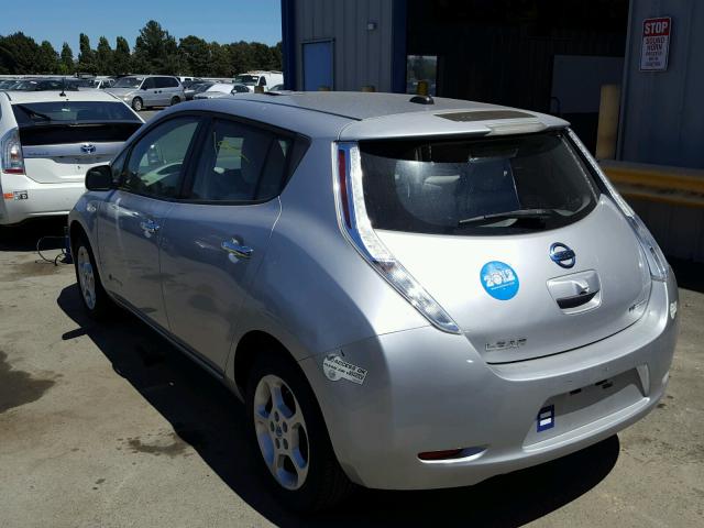 JN1AZ0CP1BT000998 - 2011 NISSAN LEAF SV SILVER photo 3