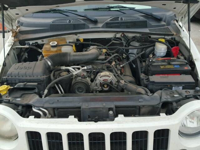 1J4GK48K96W159489 - 2006 JEEP LIBERTY SP WHITE photo 7