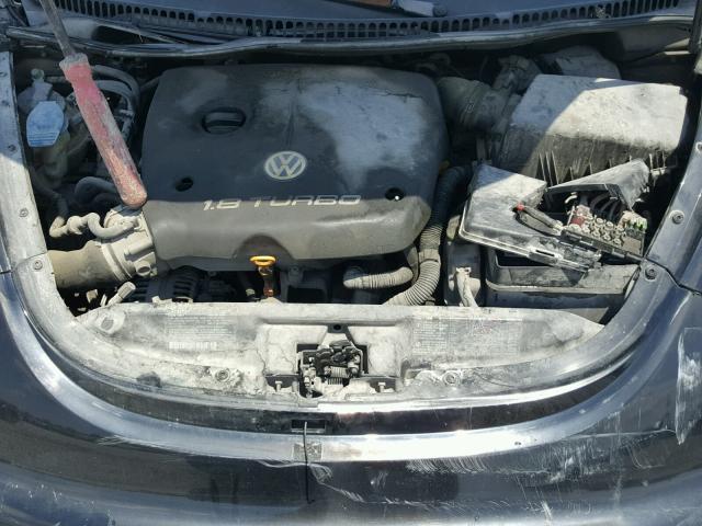 3VWDD21C8YM459051 - 2000 VOLKSWAGEN NEW BEETLE 黑色 照片 7