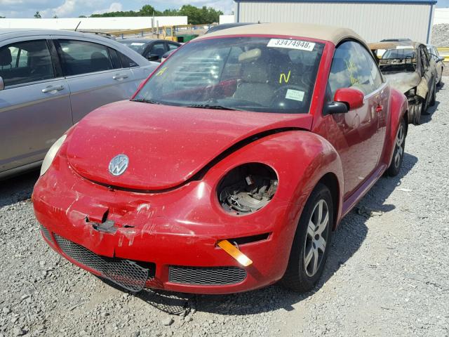 3VWRF31Y56M311678 - 2006 VOLKSWAGEN NEW BEETLE 红色 照片 2