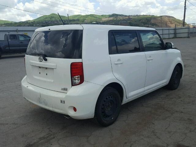 JTLZE4FE9CJ020818 - 2012 TOYOTA SCION XB Weiß Foto 4