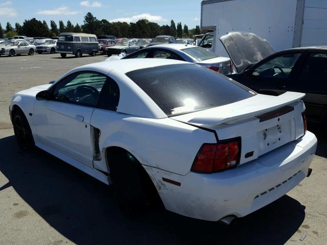 1FAFP42XX3F375196 - 2003 FORD MUSTANG GT WHITE photo 3