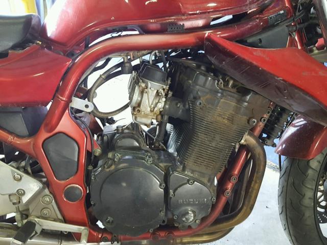 JS1GV75A3V2100366 - 1997 SUZUKI GSF1200 SA RED photo 7