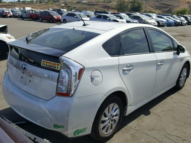 JTDKN3DPXF3069143 - 2015 TOYOTA PRIUS PLUG WHITE photo 4