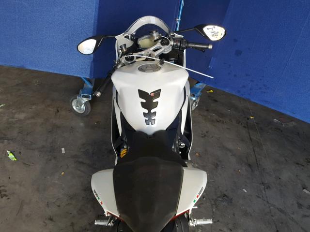 ZDM14BUW6EB019090 - 2014 DUCATI SUPERBIKE WHITE photo 5