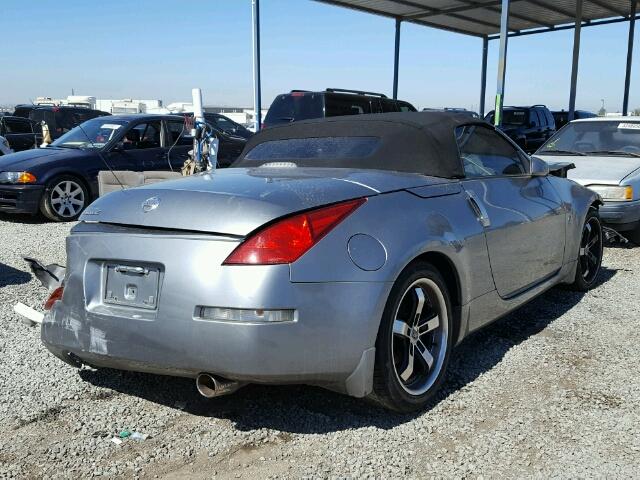 JN1AZ36AX5M750472 - 2005 NISSAN 350Z ROADS SILVER photo 4