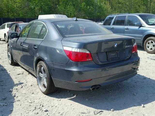 WBANV13508CZ55425 - 2008 BMW 528 XI GRAY photo 3