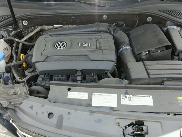 1VWDT7A34HC068982 - 2017 VOLKSWAGEN PASSAT R-L GRAY photo 7