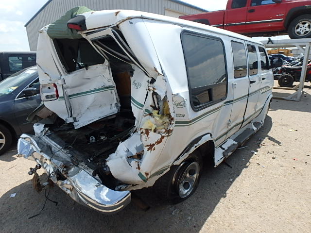 2B6HB11Y9XK535669 - 1999 DODGE RAM VAN B1 WHITE photo 4