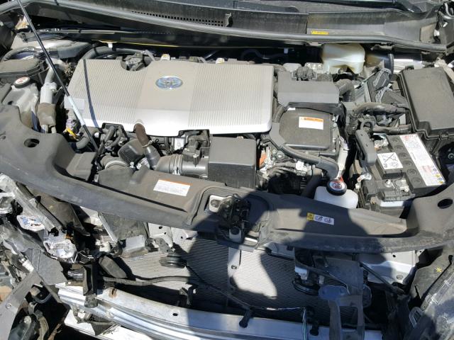 JTDKARFP0H3030107 - 2017 TOYOTA PRIUS PRIM ვერცხლისფერი ფოტო 7