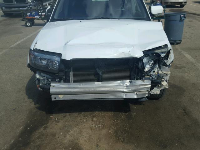 JF1SG66698H724131 - 2008 SUBARU FORESTER S თეთრი ფოტო 9
