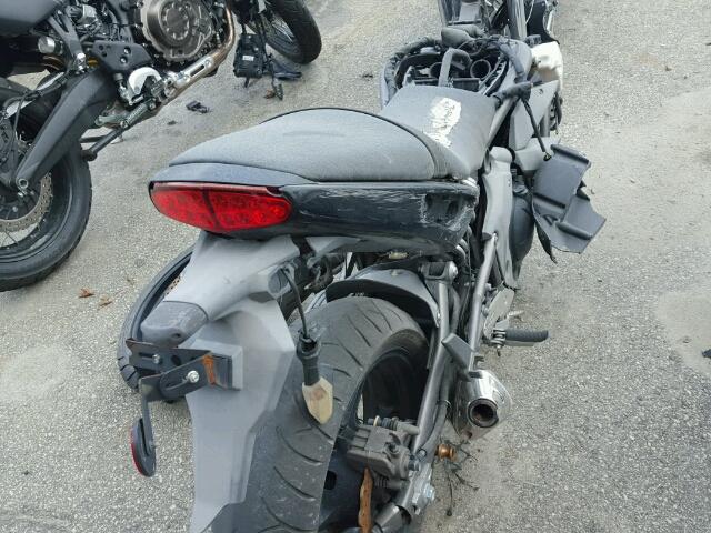 JKAEXEC159DA31038 - 2009 KAWASAKI EX650 C 黑色 照片 10