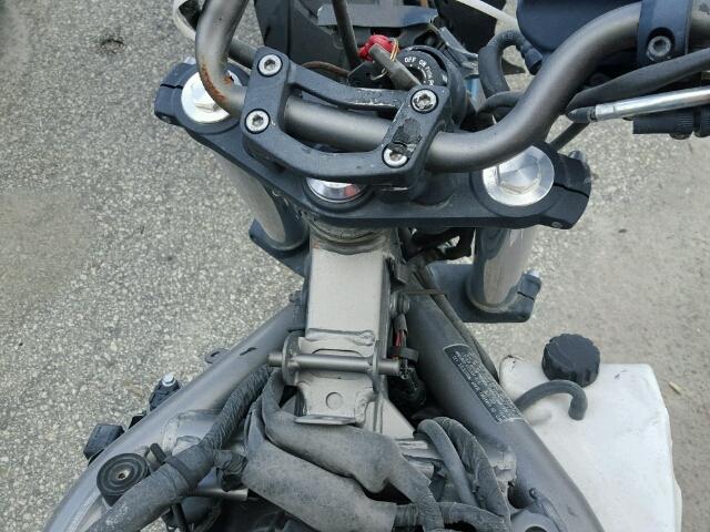 JKAEXEC159DA31038 - 2009 KAWASAKI EX650 C 黑色 照片 8