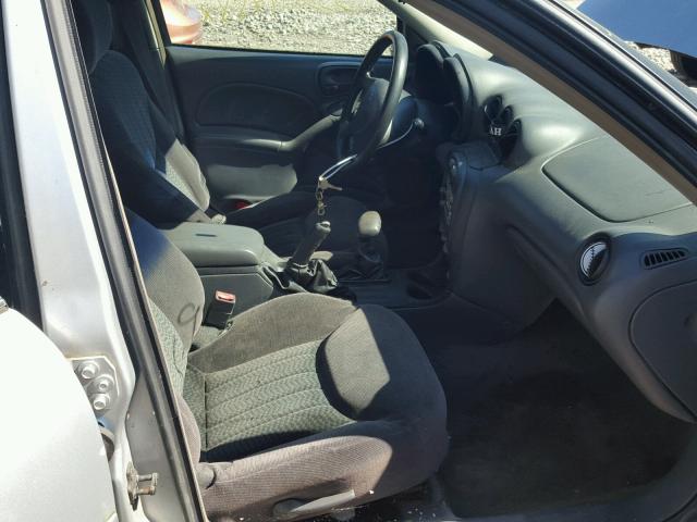 1G2NE52F12C187292 - 2002 PONTIAC GRAND AM S 银色 照片 5