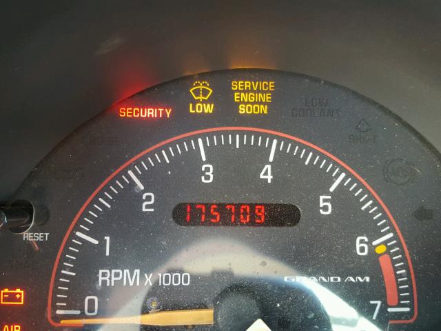 1G2NE52F12C187292 - 2002 PONTIAC GRAND AM S 银色 照片 8