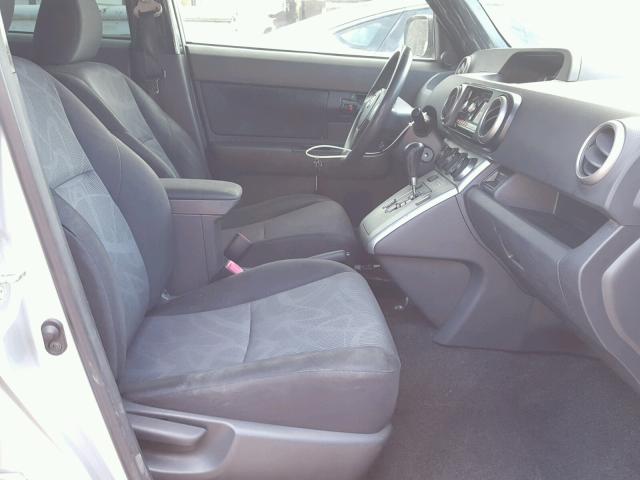 JTLZE4FE4B1119352 - 2011 TOYOTA SCION XB ვერცხლისფერი ფოტო 5