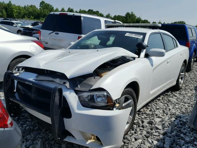 2C3CDXATXDH539380 - 2013 DODGE CHARGER PO WHITE photo 2