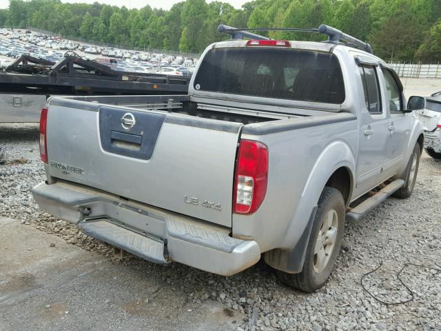 1N6AD07W07C417207 - 2007 NISSAN FRONTIER C SILVER photo 4