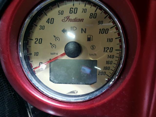 56KTRAAA0H3351897 - 2017 INDIAN MOTORCYCLE CO. ROADMASTER RED photo 10