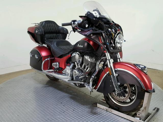 56KTRAAA0H3351897 - 2017 INDIAN MOTORCYCLE CO. ROADMASTER RED photo 2