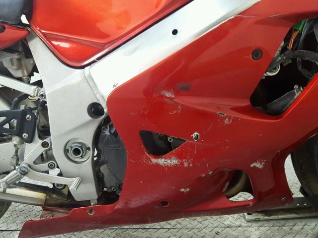 JS1GR7HA532102455 - 2003 SUZUKI GSX-R750 RED photo 11