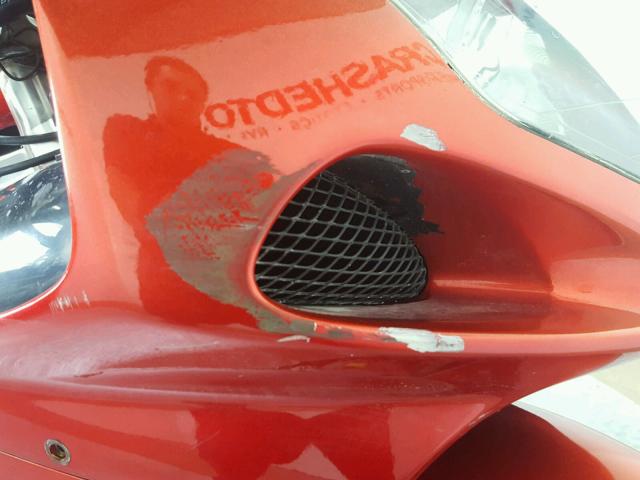 JS1GR7HA532102455 - 2003 SUZUKI GSX-R750 RED photo 18