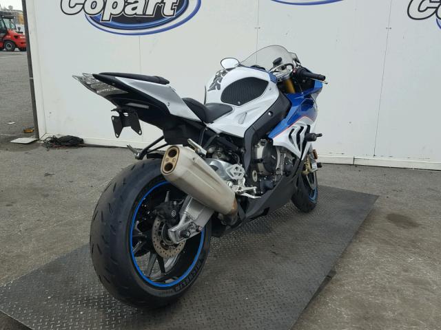 WB10D2107GZ353675 - 2016 BMW S 1000 RR TWO TONE photo 4