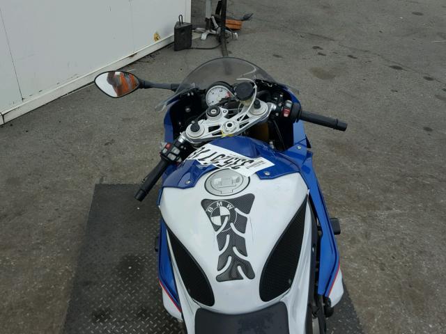 WB10D2107GZ353675 - 2016 BMW S 1000 RR TWO TONE photo 5