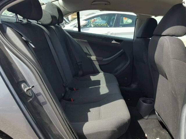 3VW2K7AJ5CM401688 - 2012 VOLKSWAGEN JETTA BASE 灰色 照片 6