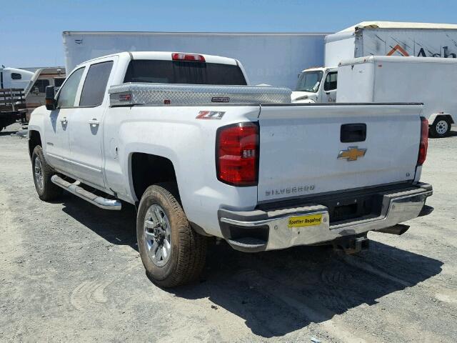 1GC1KVEG8HF107744 - 2017 CHEVROLET SILVERADO WHITE photo 3