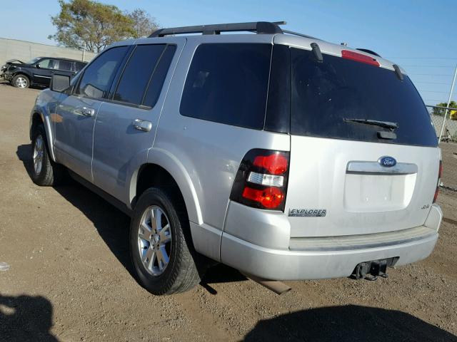 1FMEU7DE3AUA07720 - 2010 FORD EXPLORER X SILVER photo 3