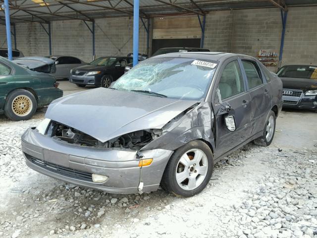 1FAFP38382W185491 - 2002 FORD FOCUS ZTS GRAY photo 2