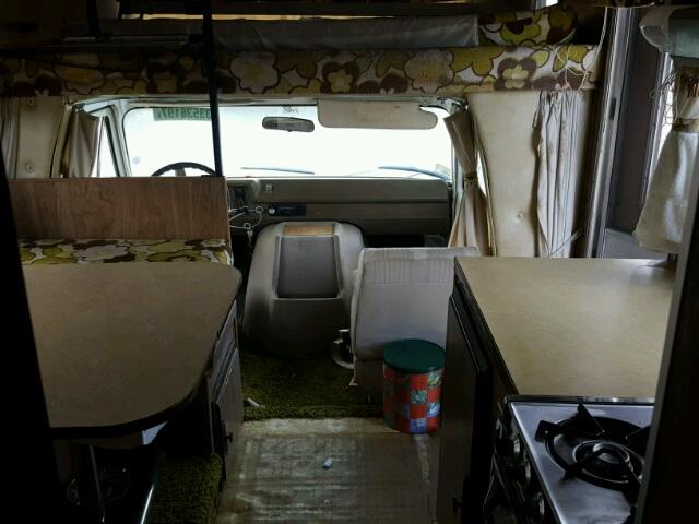 0000CGE352U143905 - 1973 EL DORADO MOTORHOME WHITE photo 9