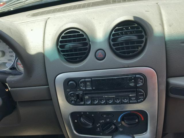 1J8GL38K94W116838 - 2004 JEEP LIBERTY RE GREEN photo 9