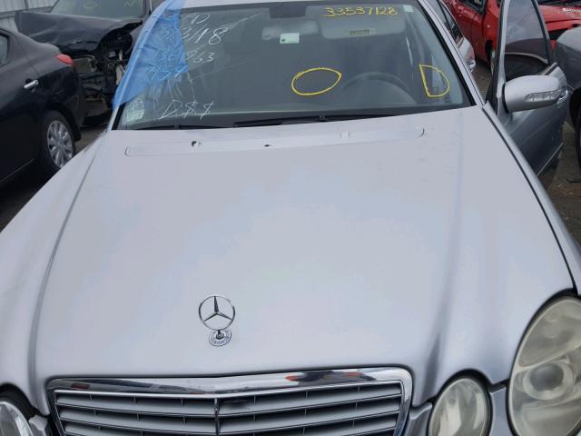 WDBUF26J15A737154 - 2005 MERCEDES-BENZ E 320 CDI SILVER photo 7