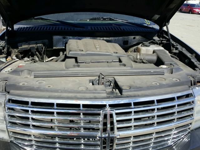5LMJJ3H55AEJ06704 - 2010 LINCOLN NAVIGATOR შავი ფოტო 7