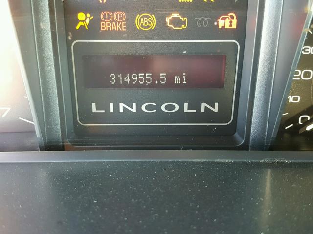 5LMJJ3H55AEJ06704 - 2010 LINCOLN NAVIGATOR შავი ფოტო 8