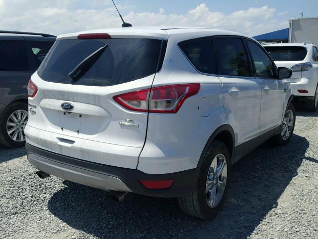 1FMCU0G99GUA31316 - 2016 FORD ESCAPE SE WHITE photo 4