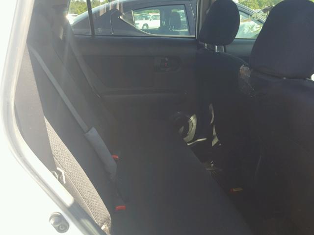 JTLKE50E291080822 - 2009 TOYOTA SCION XB WHITE photo 6