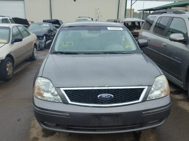 1FAFP24166G119388 - 2006 FORD FIVE HUNDR GRAY photo 9