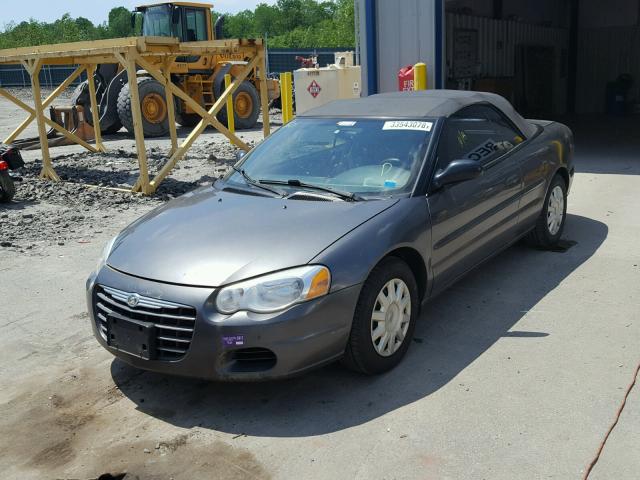 1C3EL45X85N602606 - 2005 CHRYSLER SEBRING GRAY photo 2