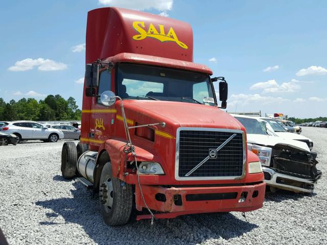 4V4M19GH45N379596 - 2005 VOLVO VN VNM RED photo 1