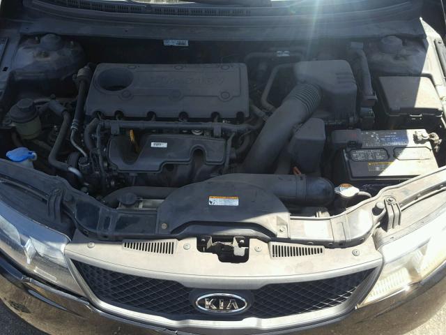 KNAFT4A23A5144135 - 2010 KIA FORTE LX BLACK photo 7